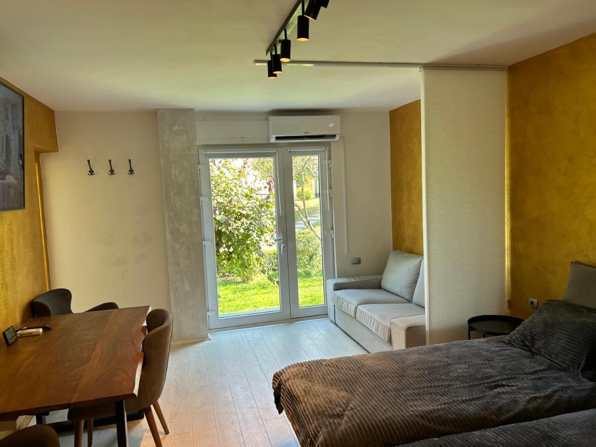 Apartment Gal Novo Mesto Bagian luar foto