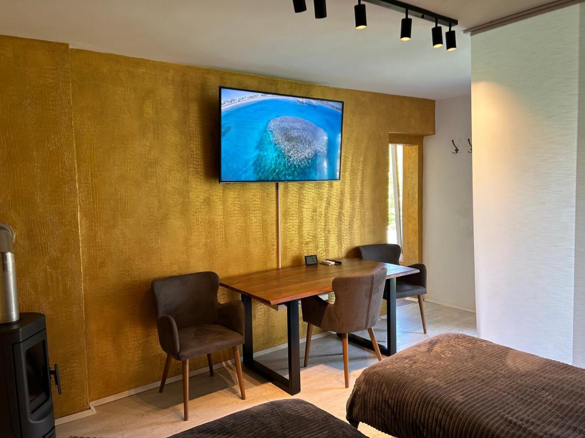 Apartment Gal Novo Mesto Bagian luar foto